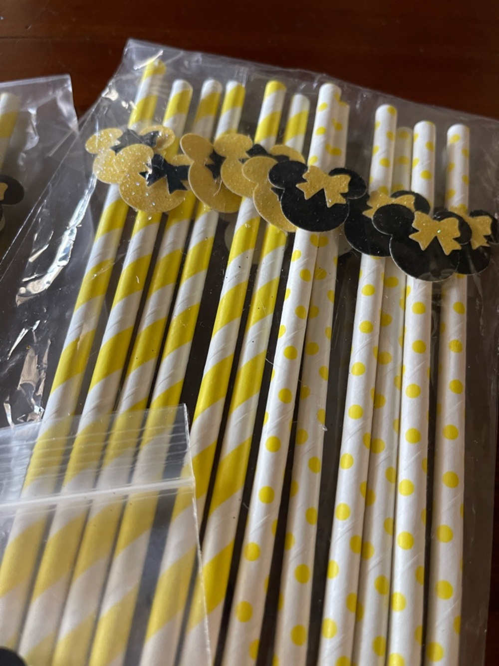 24 Yellow Polka & Stripe Party Paper Straws with Gold Bow Accents